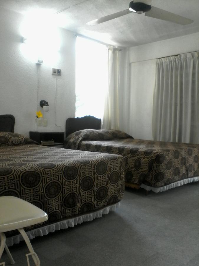 Hotel De Los Reyes Acapulco Exterior photo